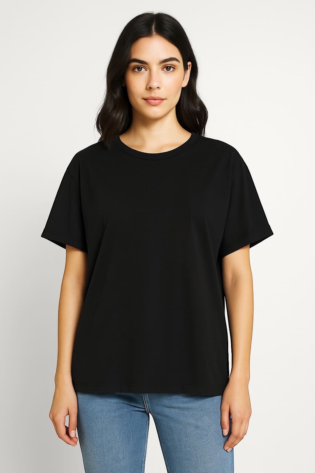 SINSAY – Czarny oversize T-shirt damski XL — wizualizacja AI